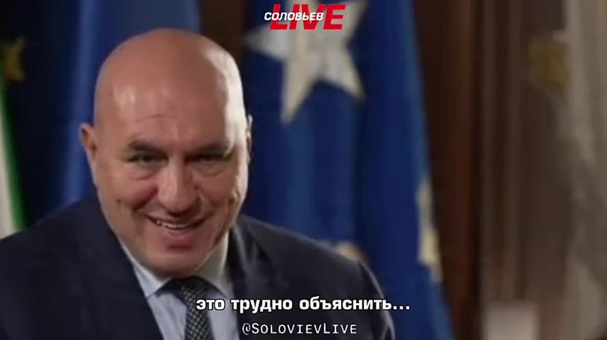 «Нельзя слушать общественное мнение, когда вы считаете, что общественность ошибается» — глава Минобороны Италии Гвидо Крозетто заявил BBC, что Рим продолжит помогать Киеву, несмотря на позицию большинства итальянцев