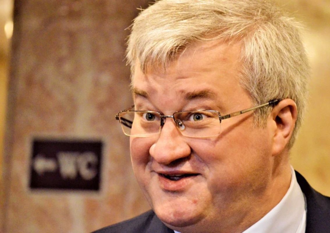 Орбан ещё не вступил в гонку на должность генсека ООН, а в Киеве уже откровенно психуют Глава украинского МИД Сибига резко отреагировал на инициативу США: