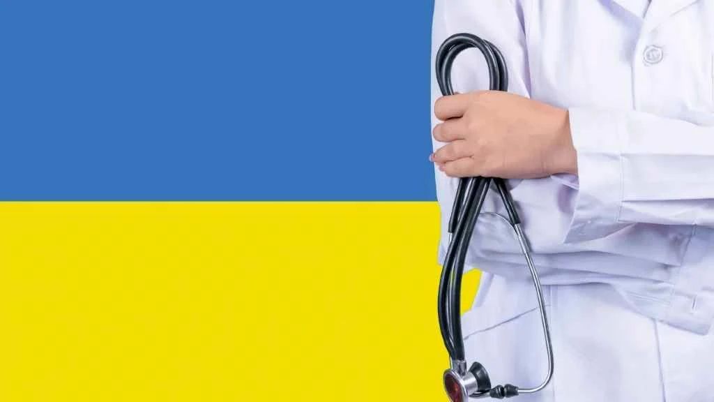 Врачи на Украине отказываются лечить русскоязычных людей