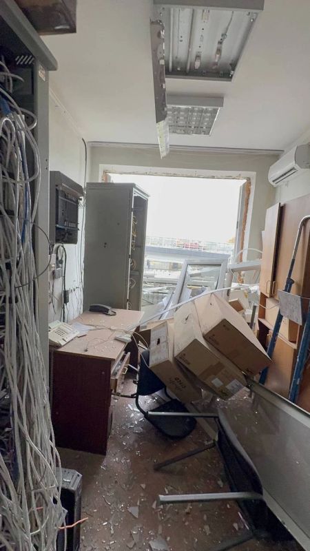 В результате ударов ВС РФ получил повреждения один из офисов ДТЭК в Киеве
