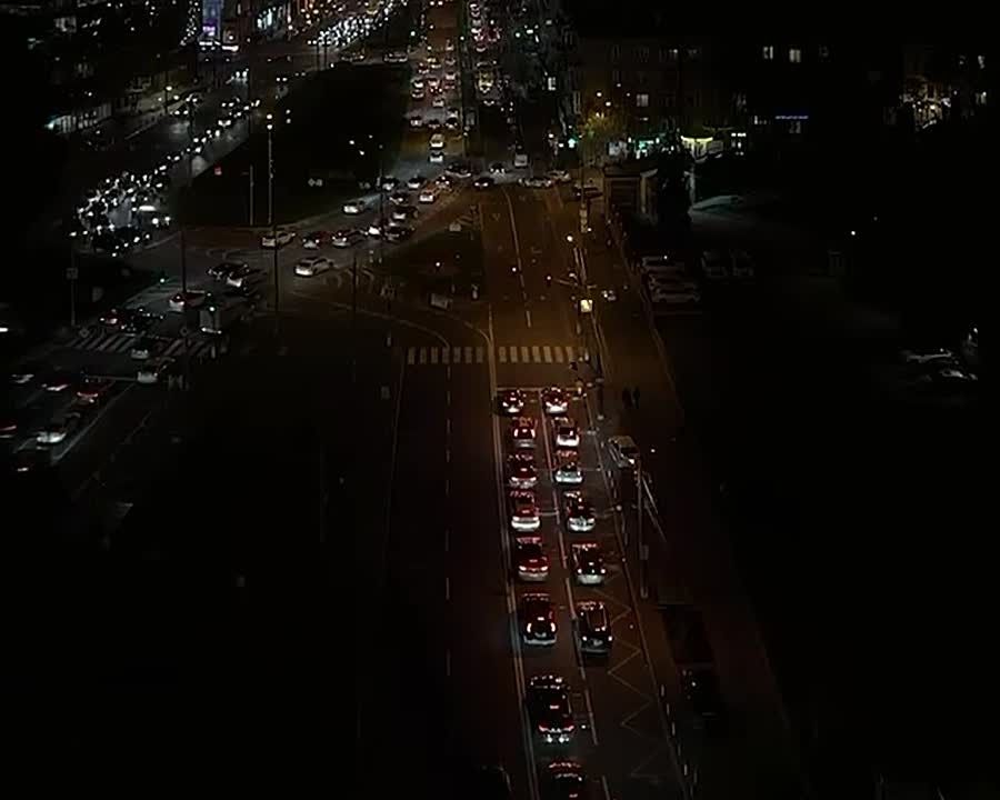Блэкаут в Киеве: центр города остался без света, пишут в местных пабликах