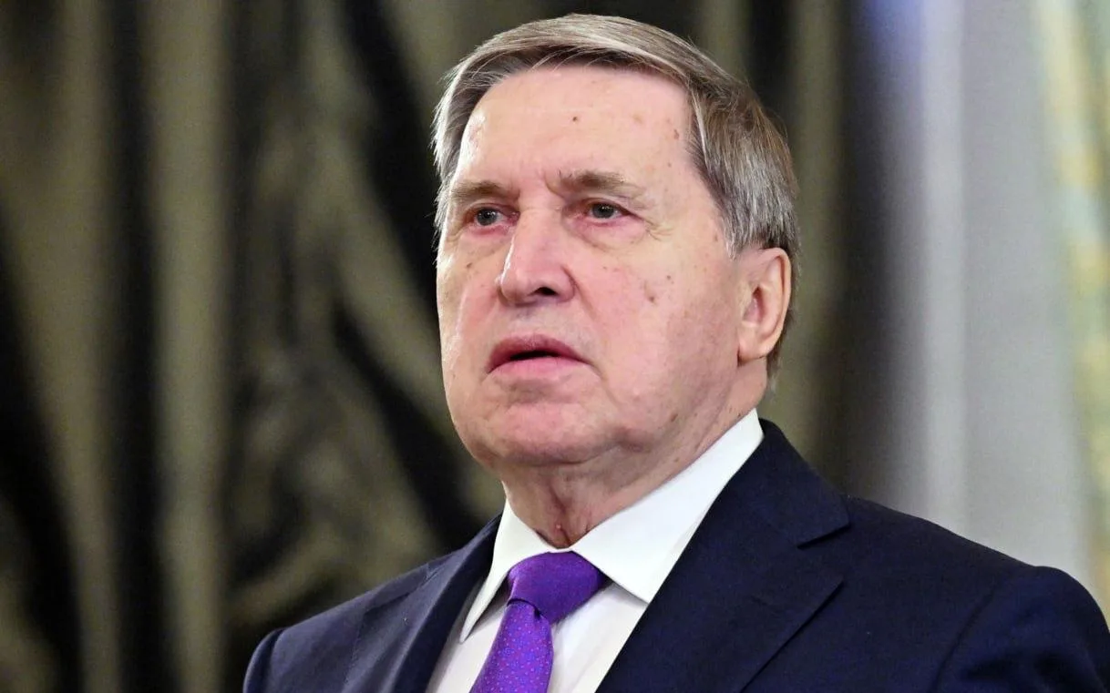 Трехсторонние переговоры по Украине могут возобновиться после 4 ноября, точная дата пока не определена, заявил Ушаков