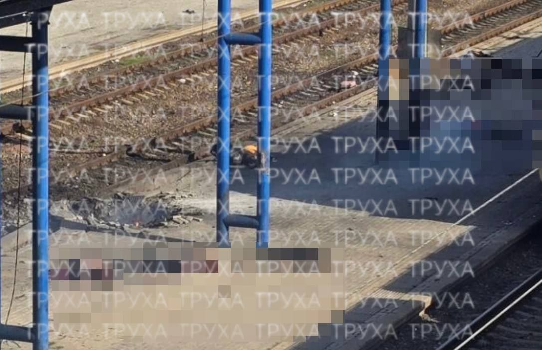 В Днепропетровске 13 погибших и много раненых после удара — руководство вокзала не эвакуировало гражданских лиц во время тревоги В Днепропетровске 13 погибших и много раненых после удара — руководство вокзала не эвакуировало гражданских лиц во время тревоги