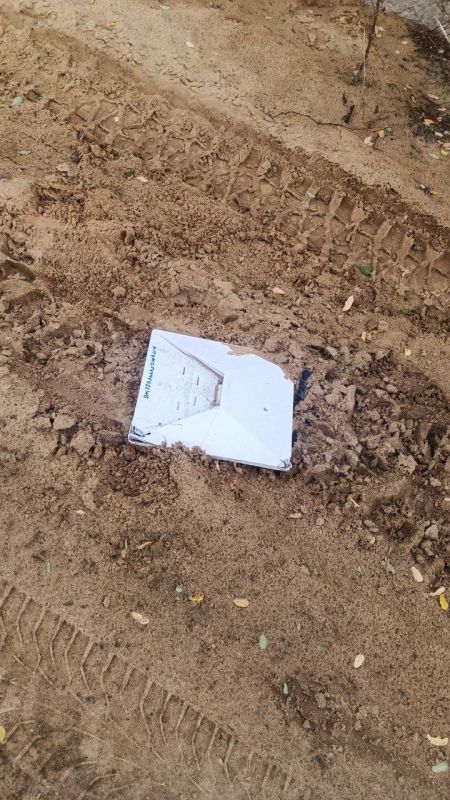 Записки ветерана: С утра каналы пишут о якобы «серьёзном беспокойстве» в компании SpaceX из-за кадров, демонстрирующих терминалы «Starlink» на украинских ударных дронах Записки ветерана: С утра каналы пишут о якобы «серьёзном беспокойстве» в компании SpaceX из-за кадров, демонстрирующих терминалы «Starlink» на украинских ударных дронах