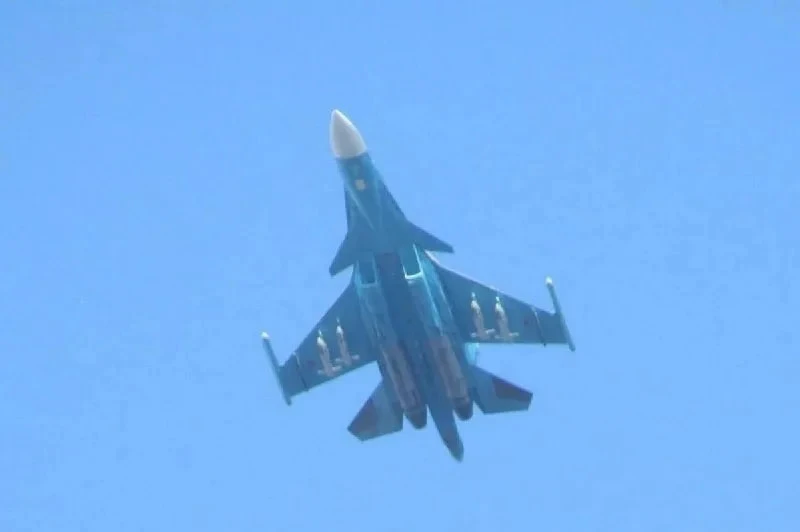 Хохлы снова про Су-34.. ГУР Украины снова приводит свою информацию, касающуюся Су-34. Заявлено, что несмотря на потери, Россия продолжает сохранять численность бомбардировщиков и интенсивность ракетно-бомбовых ударов