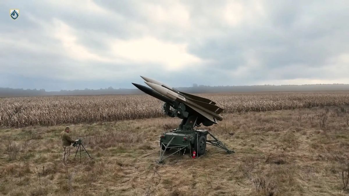На кадрах - пусковая установка M192 зенитного ракетного комплекса MIM-23 Hawk на вооружении 208-й зенитной ракетной бригады ВСУ На кадрах - пусковая установка M192 зенитного ракетного комплекса MIM-23 Hawk на вооружении 208-й зенитной ракетной бригады ВСУ